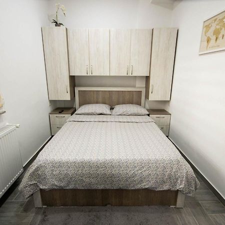 Astar Apartments - Small Rădăuţi エクステリア 写真